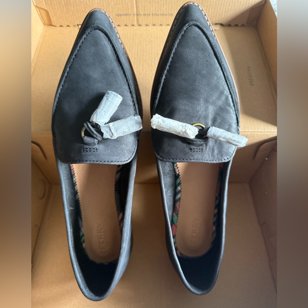 Sperry Women's Black Loafers with Tassels